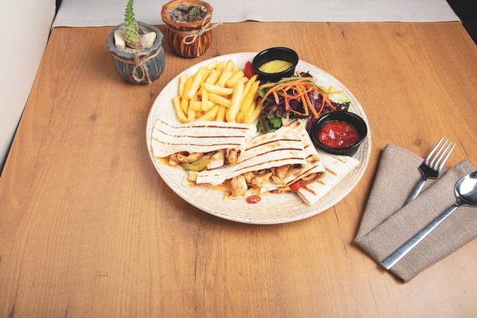 Tavuklu Quesadılla
