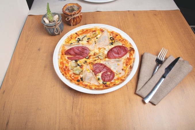 Caprıse Pizza